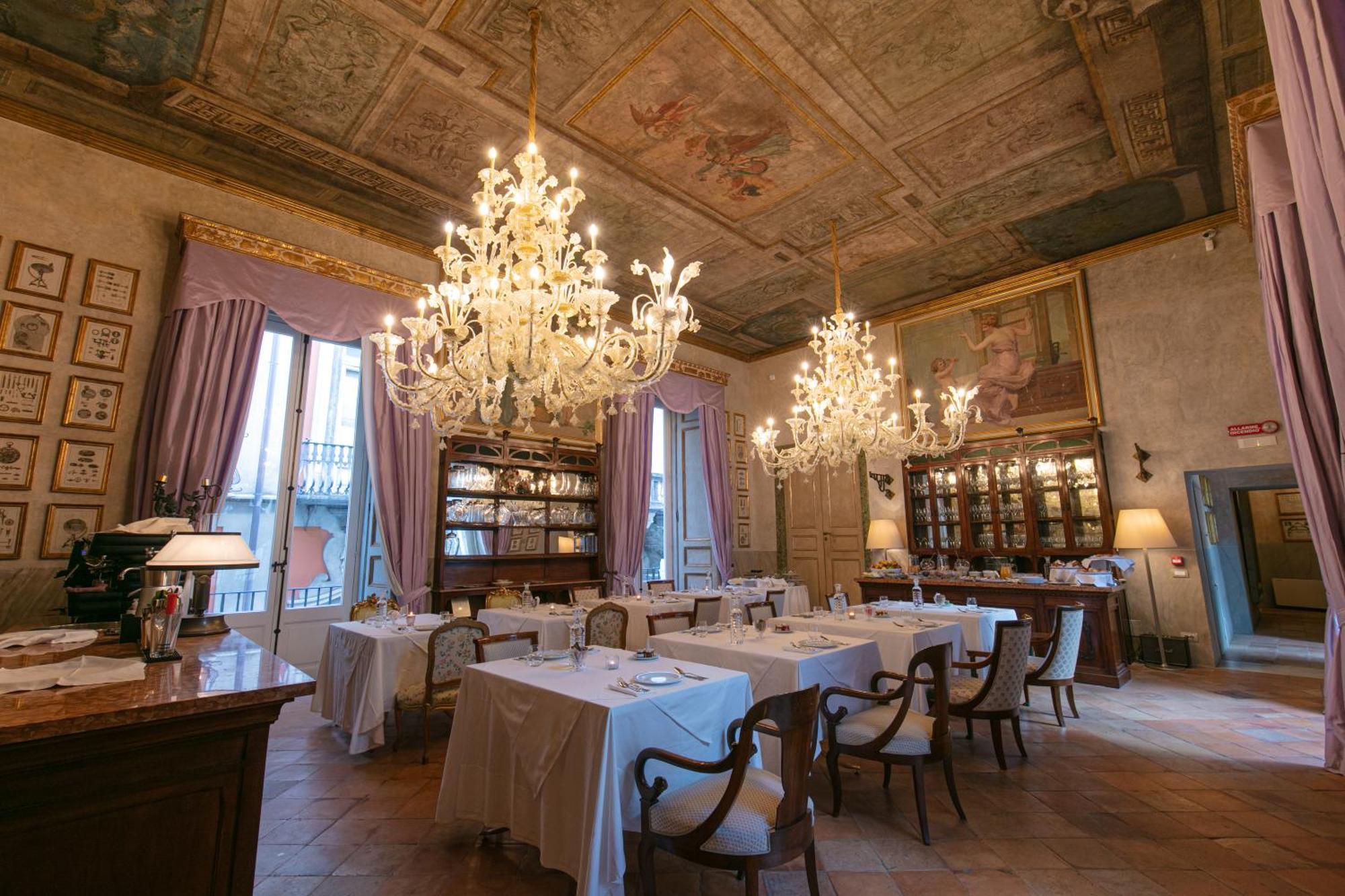 Hotel Palazzo Doria Napoli Exterior foto