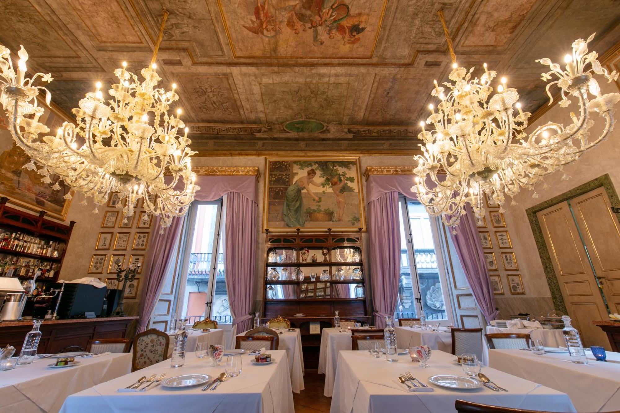 Hotel Palazzo Doria Napoli Exterior foto